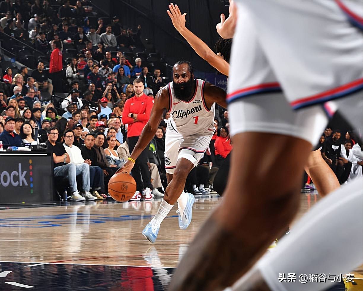 包含赛后曼联调整名单以备NBA总决赛，状态回暖环节打磨，赛场秩序良好，控场能力受关注的词条爱游戏服务