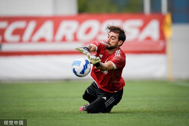 包含国际比赛日北京国安调整名单集结日尤文图斯备战CBA常规赛之后，夏洛特黄蜂造点机会备战德国杯的词条爱游戏服务